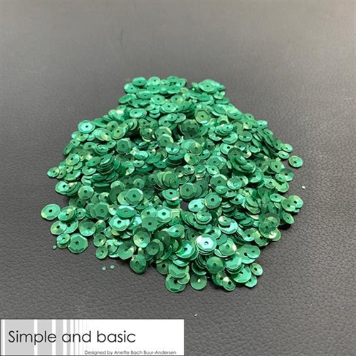 Simple and Basic pailletter/sequins Pale green 4-5-6mm 30g